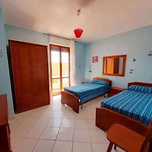 Accogliente Trilocale A Appartamento Santa Teresa di Gallura